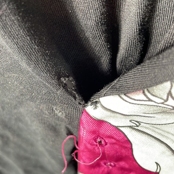 Versace baroque pink print t shirt sz 40 / US sz 10. (Loc Dddd) - Picture 3 of 8